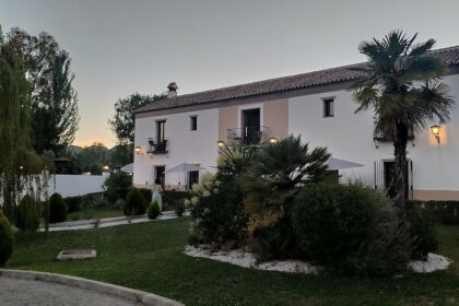 e203c488ce3d49fa9e5a86ee532d4d04 - 34