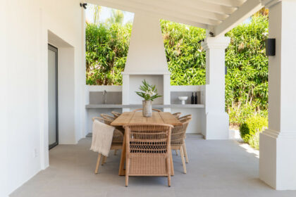 e28eed0a61f9430ce91dbc4059b02cc8 - 18