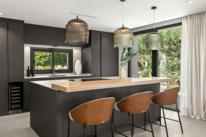 e28eed0a61f9430ce91dbc4059b02cc8 - 7