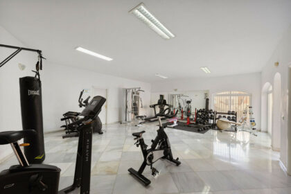 e2ece576f1654fd29060e05cbef23099 - 30