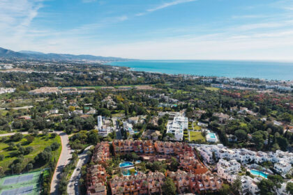 e2ece576f1654fd29060e05cbef23099 - 36