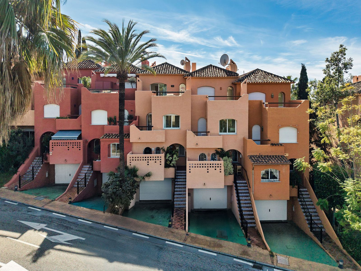 e2ece576f1654fd29060e05cbef23099 - 38