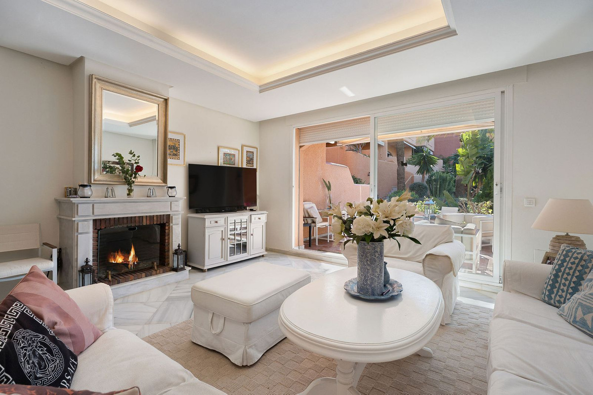 e2ece576f1654fd29060e05cbef23099 - 7