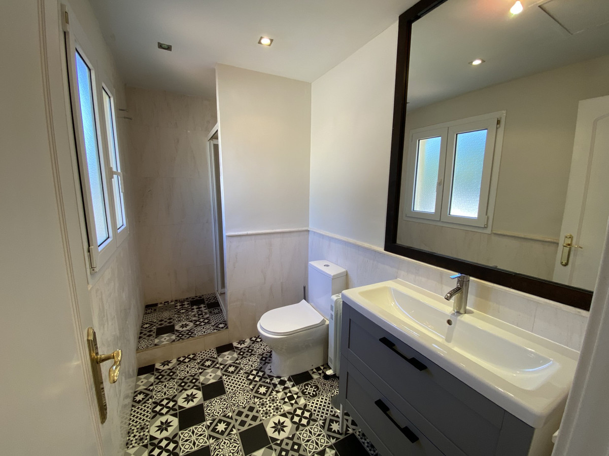 e2fd5df268c4eb690918266dc20c579e - 21