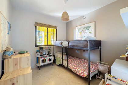 e33ed4044955115596069130cfbc9315 - 23