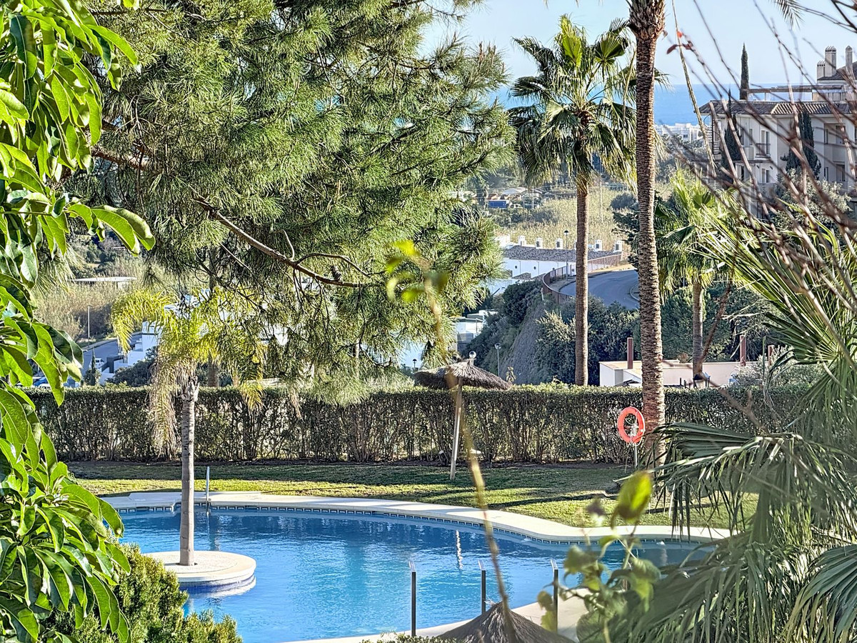 e33ed4044955115596069130cfbc9315 - 30