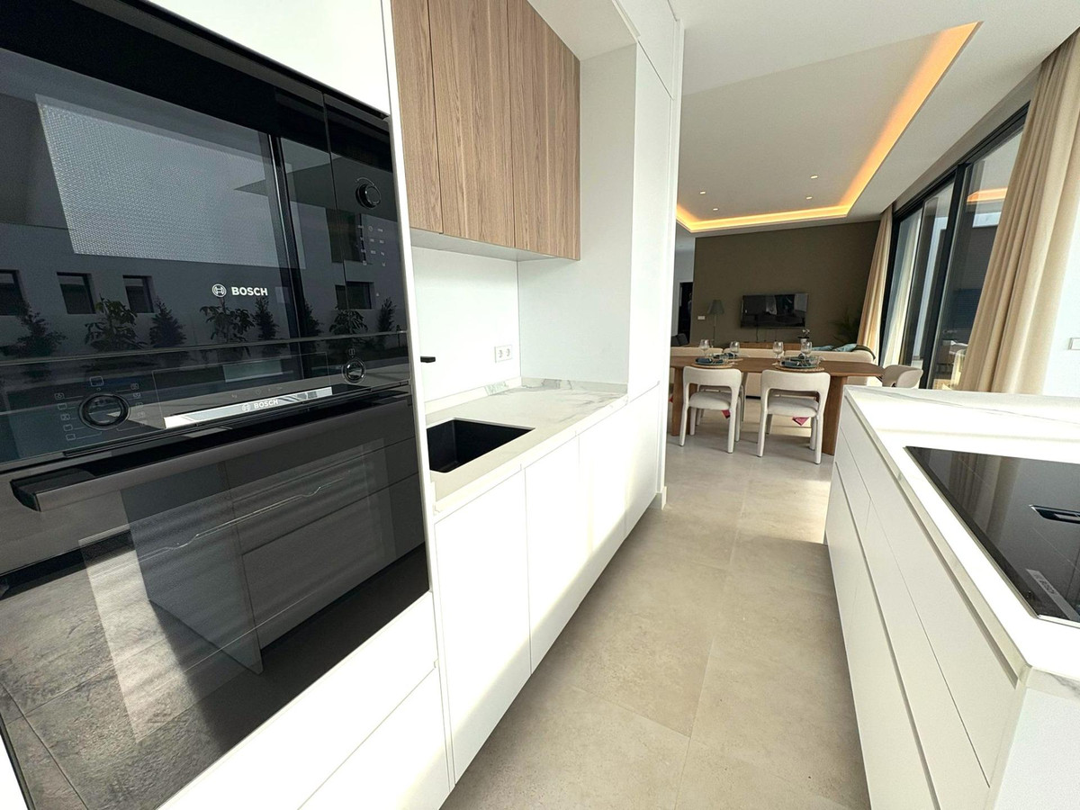 e36f7b2cd85593dfbace1194f35a9760 - 11