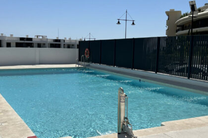 e3a8e4b52af42550f5612b6c10c4eba6 - 17