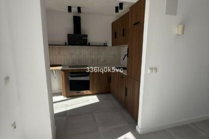 e5a494546970d3bf8145ede00379d090 - 12