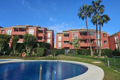 e5edf3b1b42548abb86ca4173a5f5117 - 1