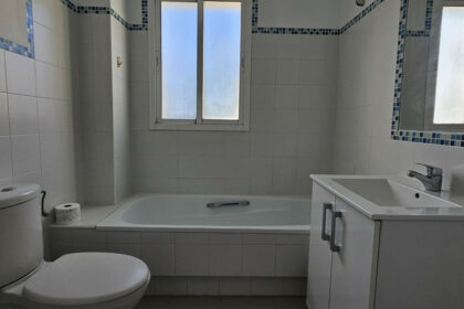 e5edf3b1b42548abb86ca4173a5f5117 - 11