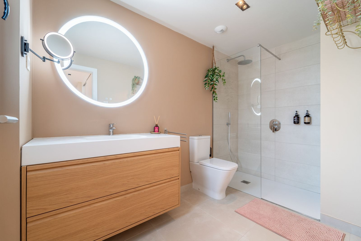 e6634b24428b6582c787e67c20023dbb - 20