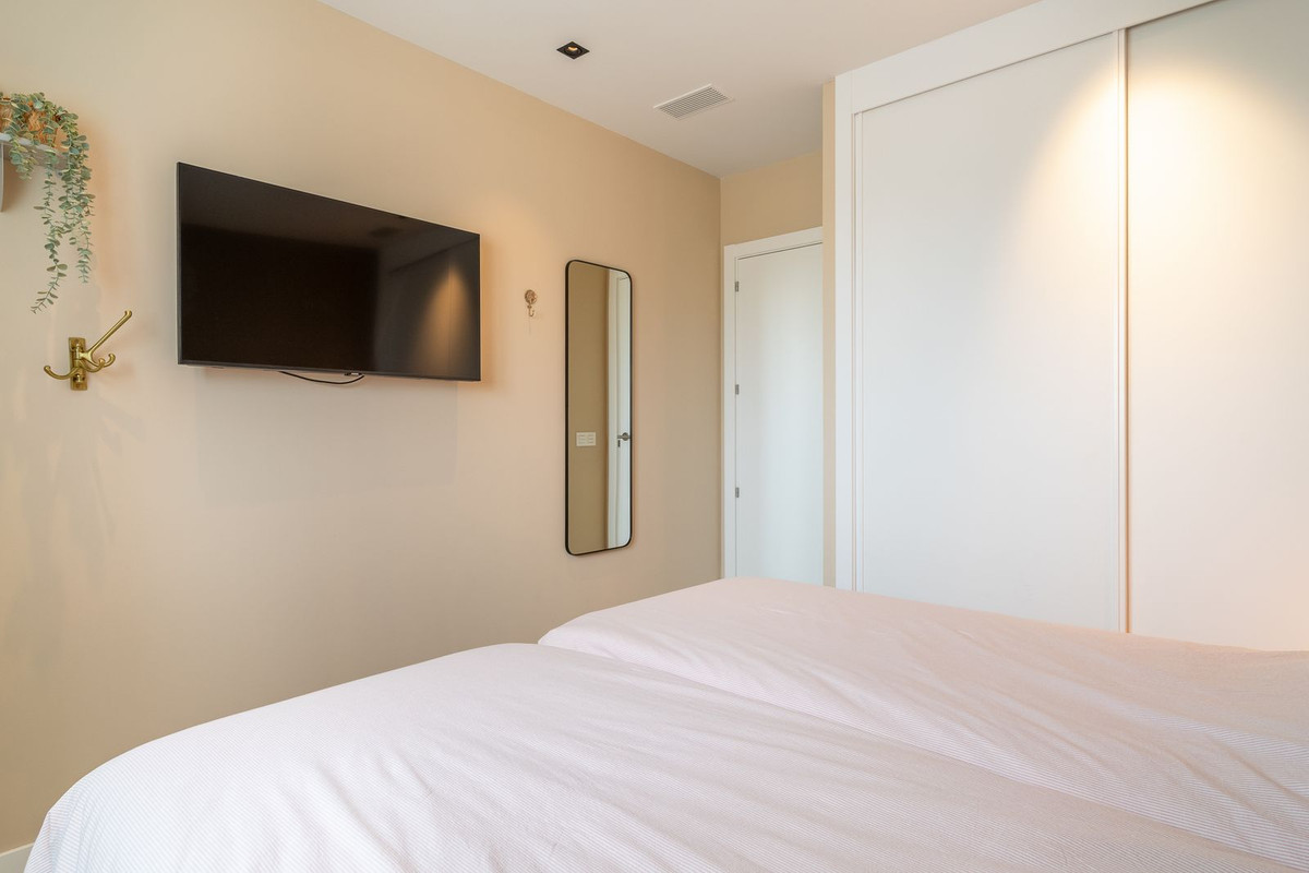 e6634b24428b6582c787e67c20023dbb - 24