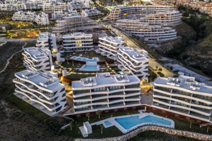 e6634b24428b6582c787e67c20023dbb - 32