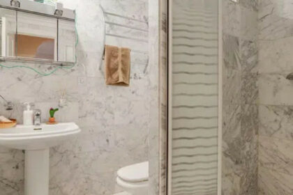 e6bcdce16afefb784f05cc8691c2dc5a - 10