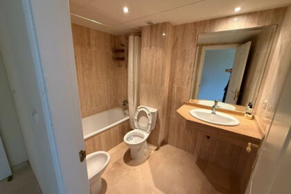 e6c4583d8c65b8ccaf45f04edde03b65 - 8