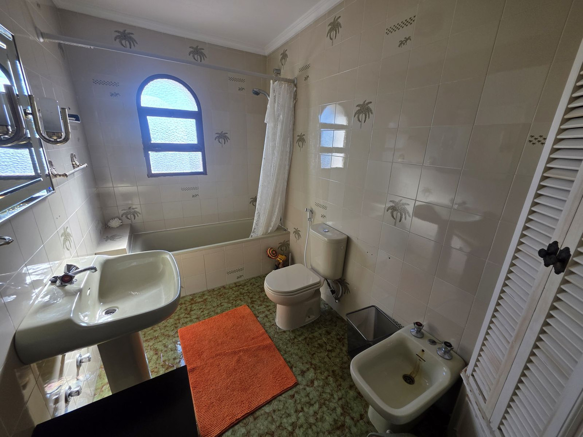 e6ffd302d54dfccdf03844d1f1b5eaa4 - 14