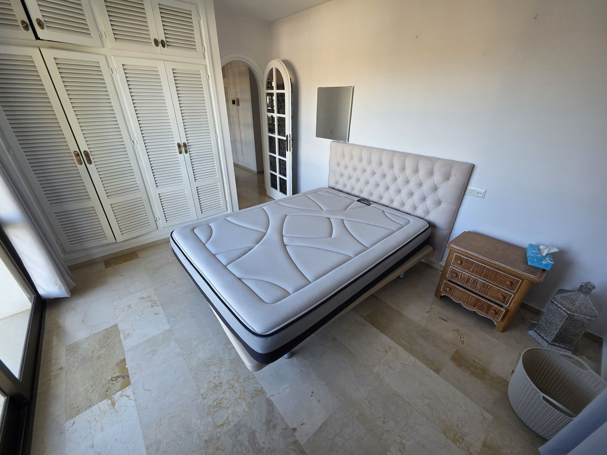 e6ffd302d54dfccdf03844d1f1b5eaa4 - 16