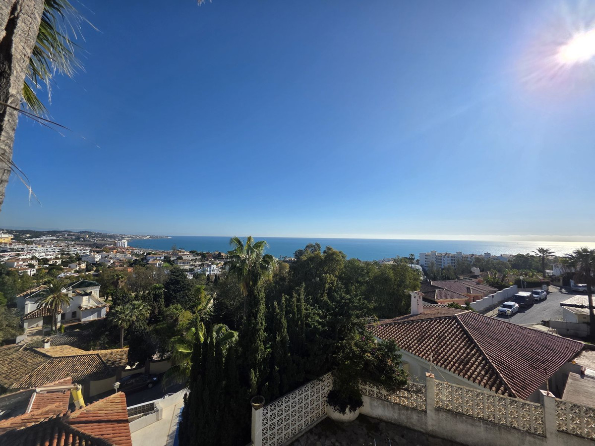 e6ffd302d54dfccdf03844d1f1b5eaa4 - 2