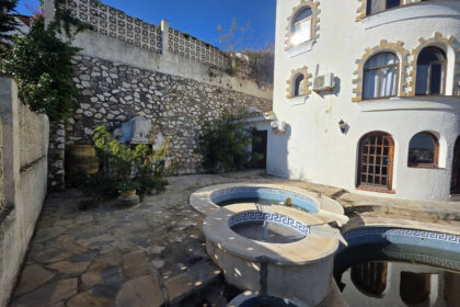 e6ffd302d54dfccdf03844d1f1b5eaa4 - 31