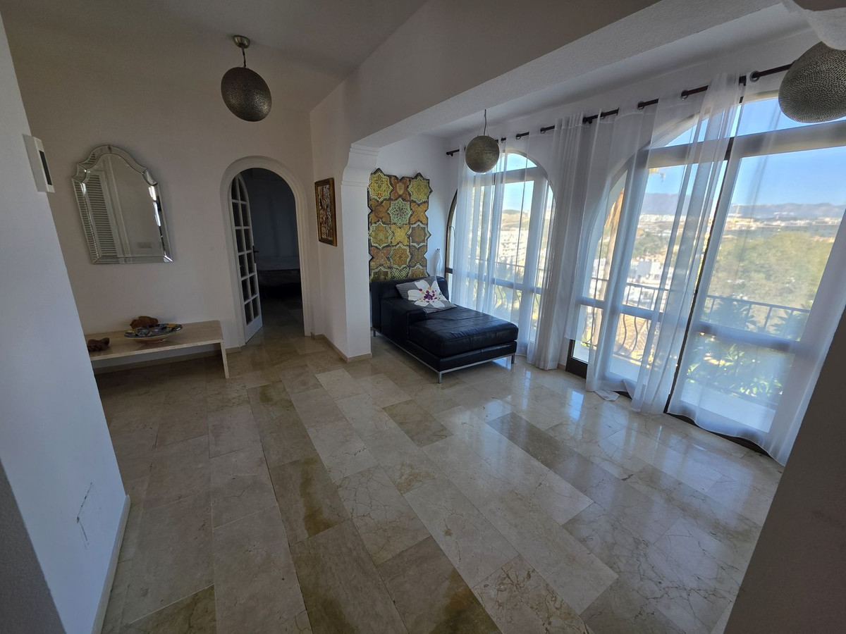 e6ffd302d54dfccdf03844d1f1b5eaa4 - 4