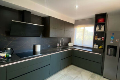 e70d9f7a19f154f851a172f5a1af9efb - 3