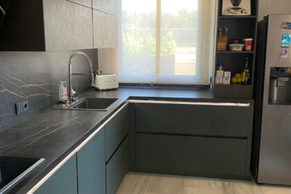 e70d9f7a19f154f851a172f5a1af9efb - 8