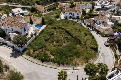 e836fa734529def9fd1d232d877792ab - 15