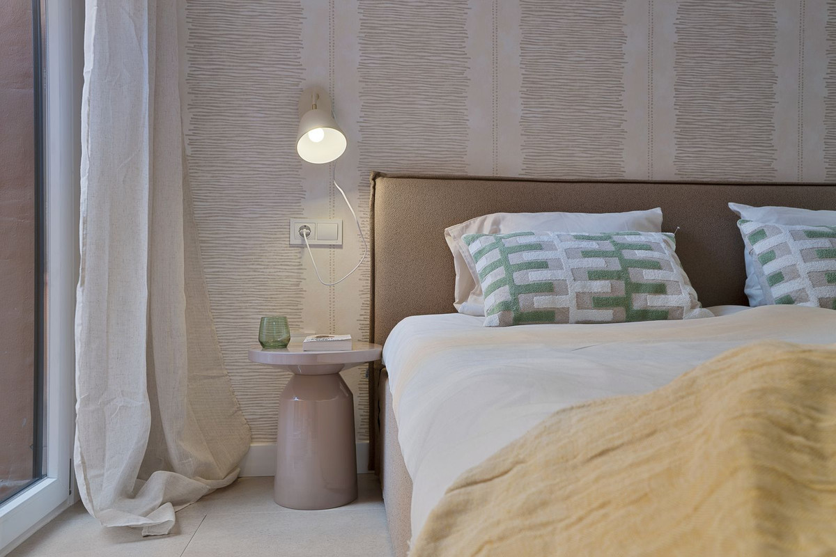 e878c599853d17238fb2f31fd68d0843 - 21