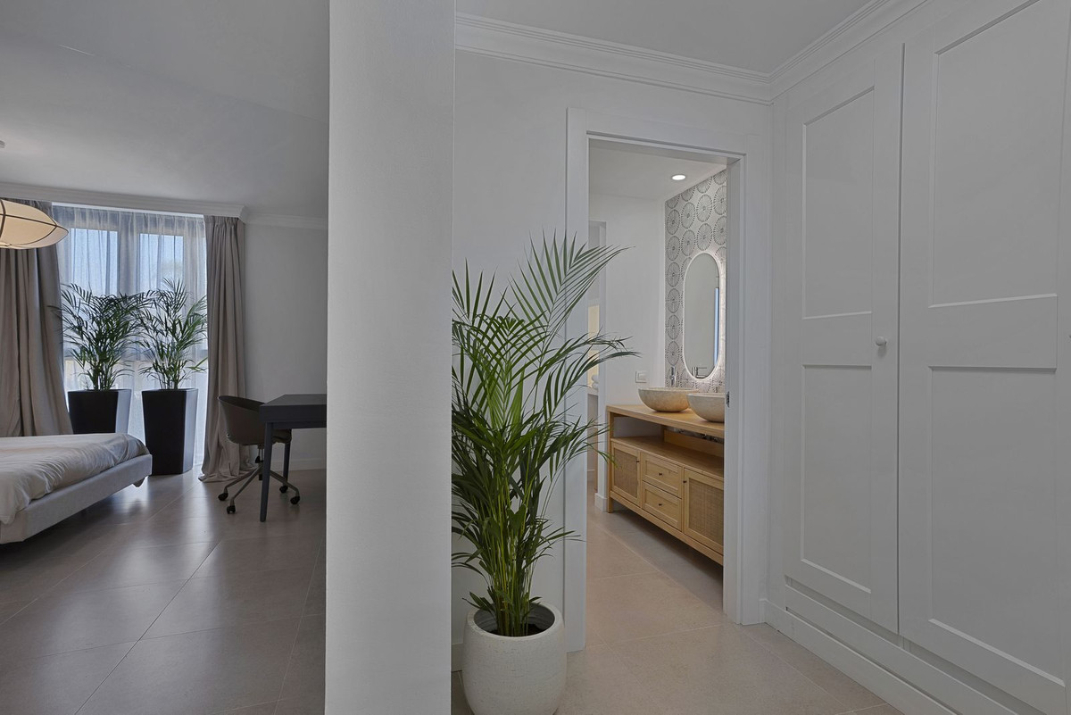 e878c599853d17238fb2f31fd68d0843 - 23