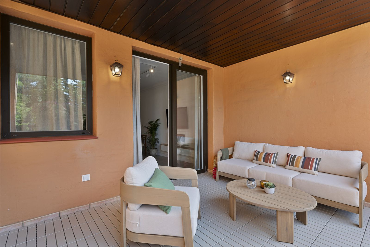 e878c599853d17238fb2f31fd68d0843 - 24