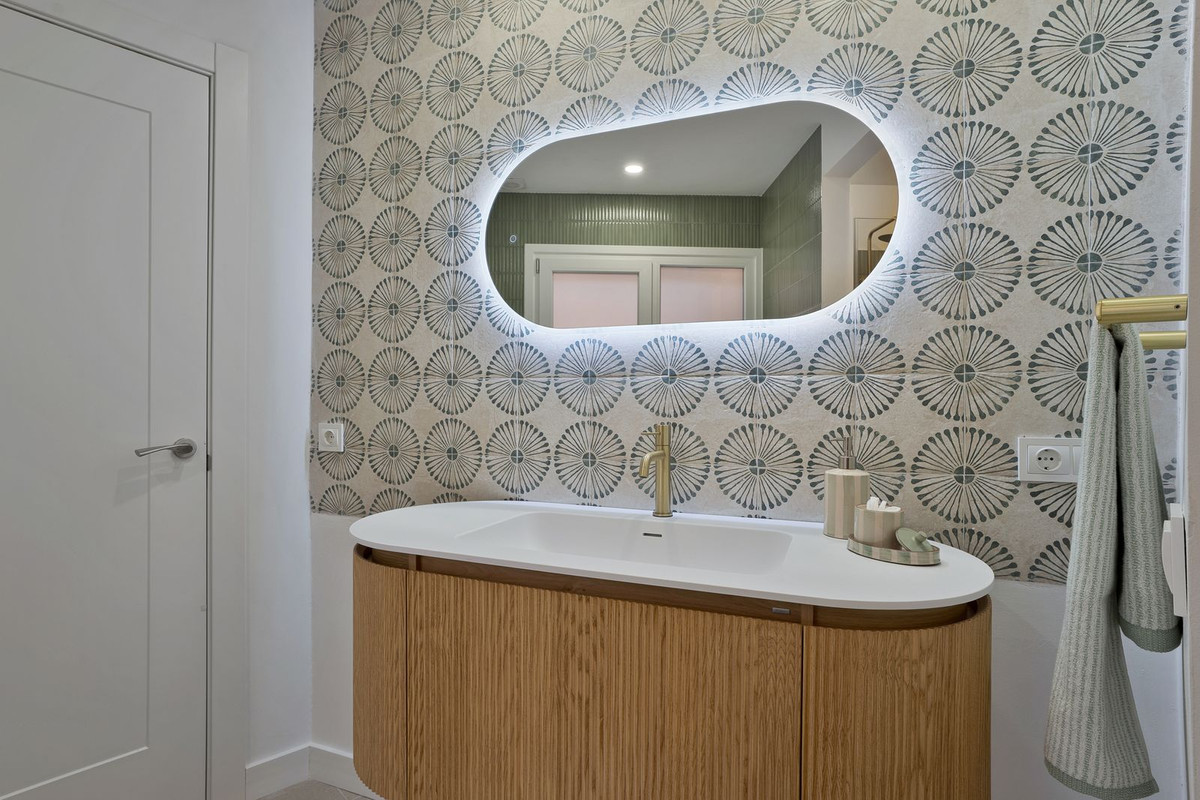 e878c599853d17238fb2f31fd68d0843 - 29