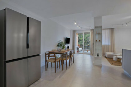 e878c599853d17238fb2f31fd68d0843 - 9