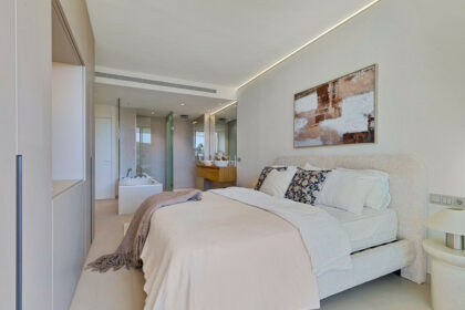 e8f664daa8526301e37387d05d53a5a8 - 12