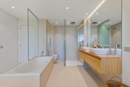 e8f664daa8526301e37387d05d53a5a8 - 13