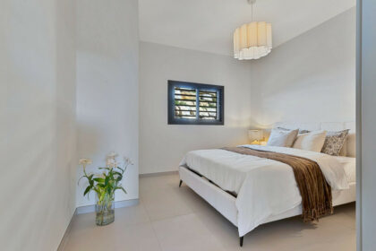 e8f664daa8526301e37387d05d53a5a8 - 15