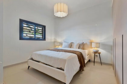 e8f664daa8526301e37387d05d53a5a8 - 16