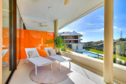 e8f664daa8526301e37387d05d53a5a8 - 2