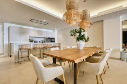 e8ff0601bd678374d5361240a83df558 - 6