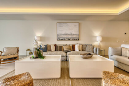 e8ff0601bd678374d5361240a83df558 - 7