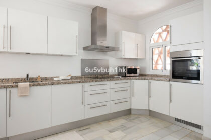 ea2ed7d0fce3cbec1ac3b416c6623345 - 12