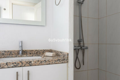 ea2ed7d0fce3cbec1ac3b416c6623345 - 21