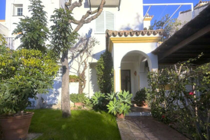 ea701456815f6ad62e5c216641f3859e - 1