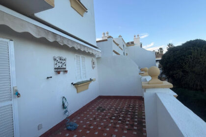 ea701456815f6ad62e5c216641f3859e - 10