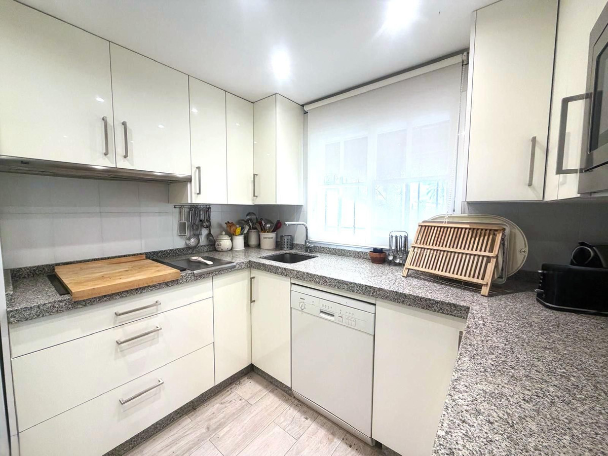 ea701456815f6ad62e5c216641f3859e - 4