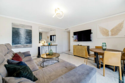 eaba379a834675d5cd3dcab24f4a1555 - 10