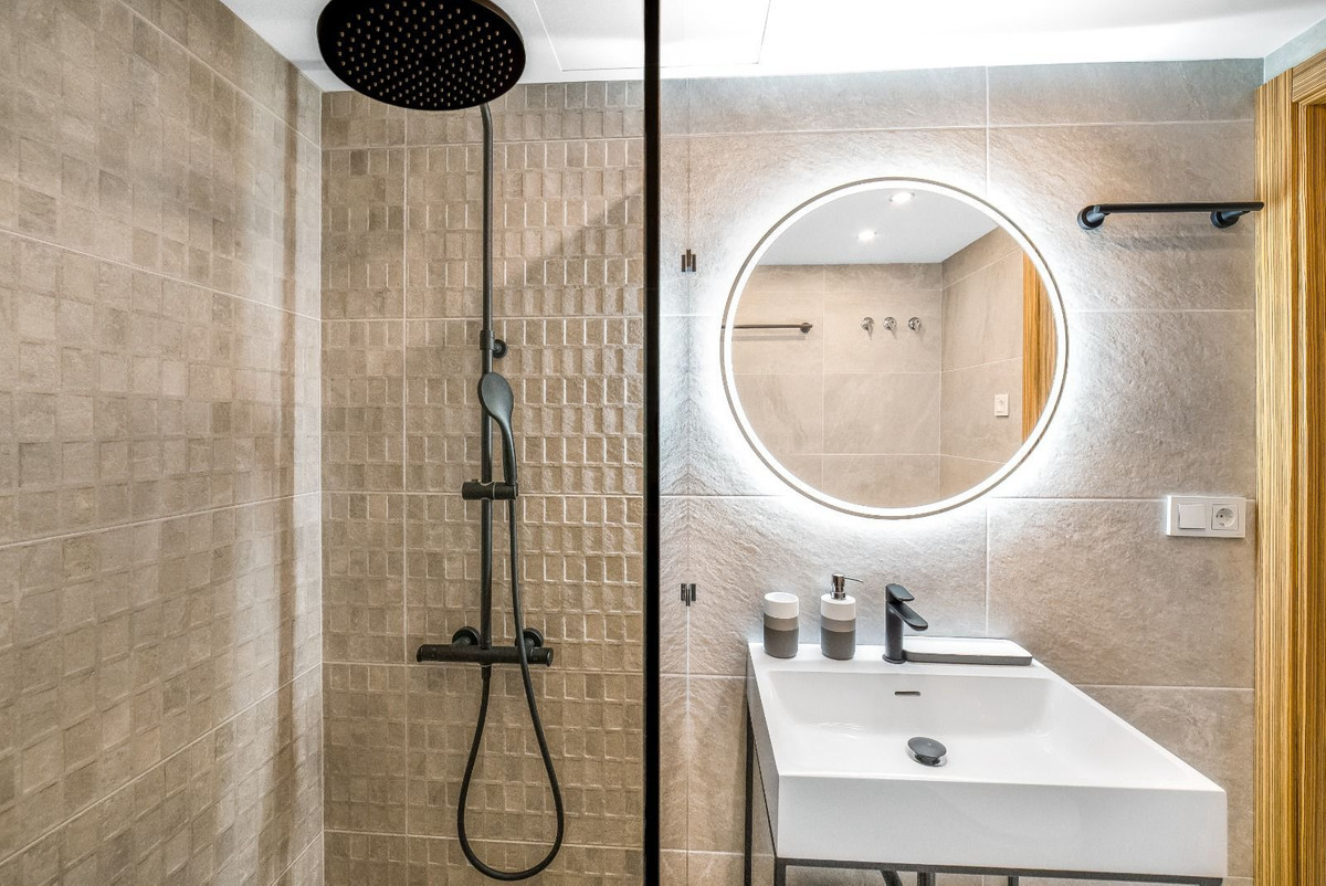 eaba379a834675d5cd3dcab24f4a1555 - 15