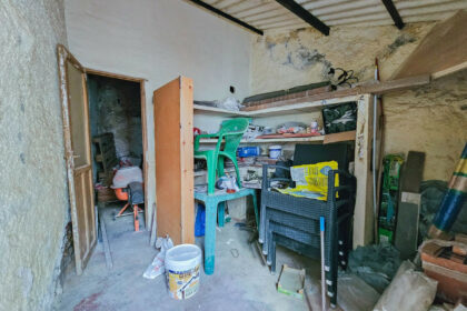 ec3de3505335d3d3e3d7fb9b84e35713 - 24