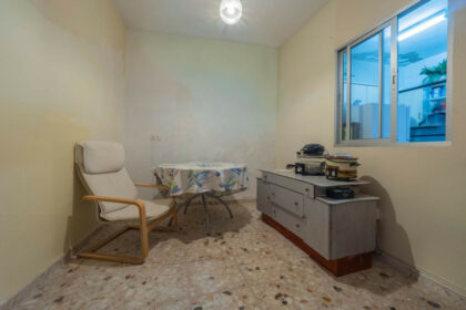 ec3de3505335d3d3e3d7fb9b84e35713 - 9