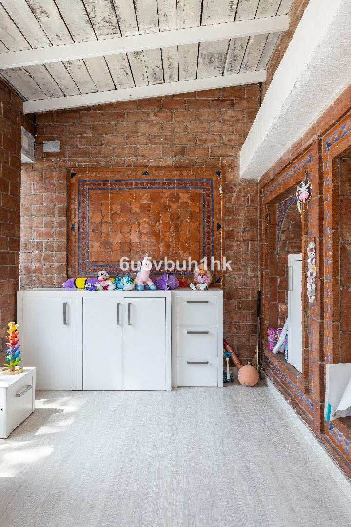 ec461836abe1b83a8e44b1a88b192177 - 19